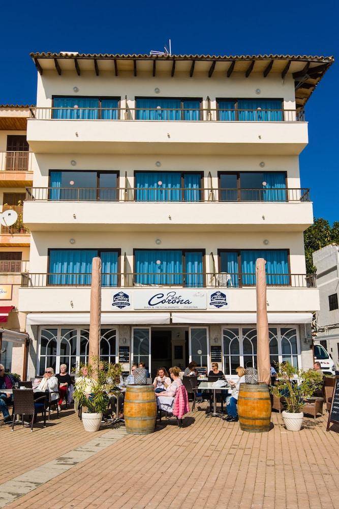 Hostal Port Corona Cala Ratjada  Buitenkant foto