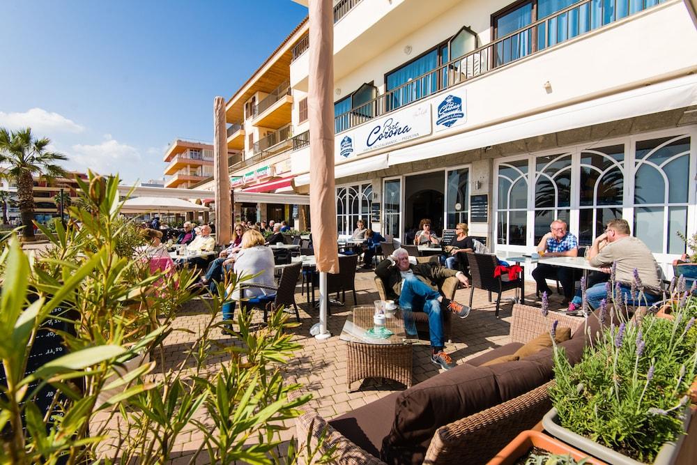 Hostal Port Corona Cala Ratjada  Buitenkant foto